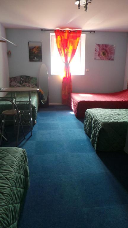 Hotel Le Gambetta Carmaux Zimmer foto